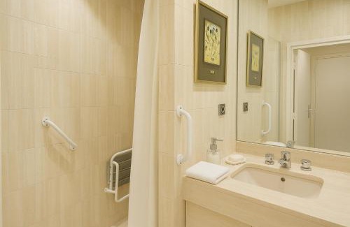 Champs-Elysees Apartment | FOCH Ave - Arc de Triomphe #21