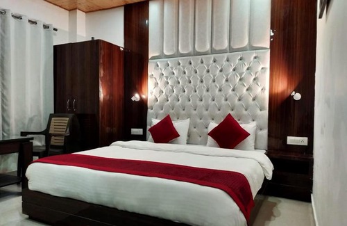 Fagu House | Fog Hills Kufri by StayApart