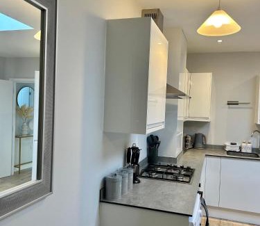 Folkestone Apartment | Folkestone Harbour Luxury 1 Bed Apartment F4