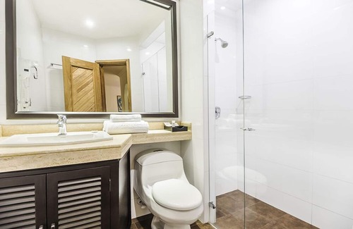 La Carolina Apartment | Fontana Plaza Apartamento para 4 pax