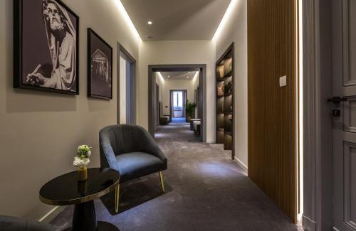 Rione II Trevi House | Fontart Tritone