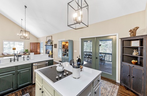 Lynn House | Foothill Falls, Waterfront/Gameroom/Pets Welcome!