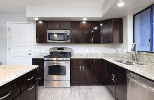 Tucson House | Foothills Home w Resort like yard and Mountain views! Outdoor Kitchen
