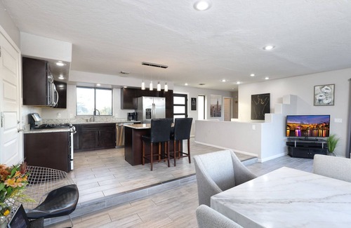 Tucson House | Foothills Home w Resort like yard and Mountain views! Outdoor Kitchen