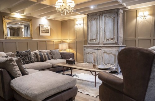 Hallington Villa | Footmans Cottage - Two Bedroom Villa, Sleeps 4