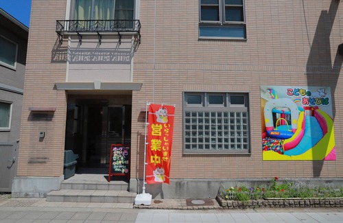 Konohana Apartment | [For Groups] Entire House up to 21 Guests｜Near USJ, Umeda &Namba｜Ideal for Teams