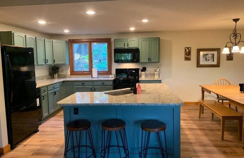 Ellicottville Ski Chalet | For Holimont Members only home available