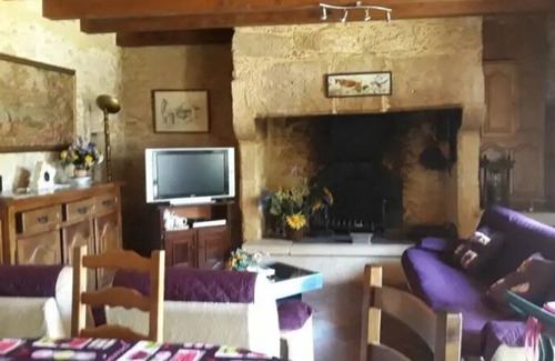 Meyrals House | For rent in black Périgord, house of character-calm-fresh-all comfort- 6p