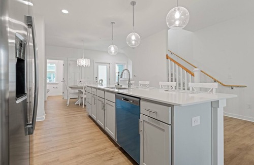 Bermuda Bay House | For Shore 3 Bedroom at Cambridge Cove with Private Hot Tub!