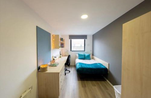 Nottingham City Centre Apartment | For Student Only Trinity Square in Nottingham