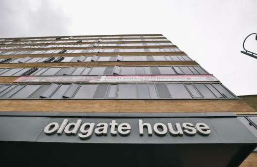 Huddersfield Apartment | For Students Only - Oldgate House in Huddersfield