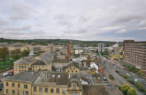 Huddersfield Apartment | For Students Only - Oldgate House in Huddersfield