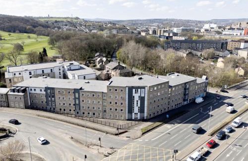 Huddersfield Apartment | For Students Only - Saw Mill in Huddersfield