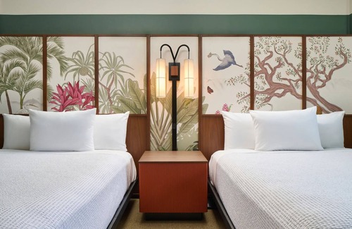 Ala Moana Hotel | For the Whole Family! 2 Great Units, Peaceful Sun Terrace, Poolside Comfort