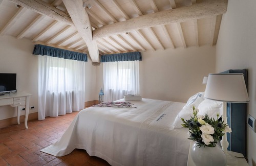 Chianni Bed & Breakfast | For those who want to relax surrounded by the magic of the Tuscan countryside