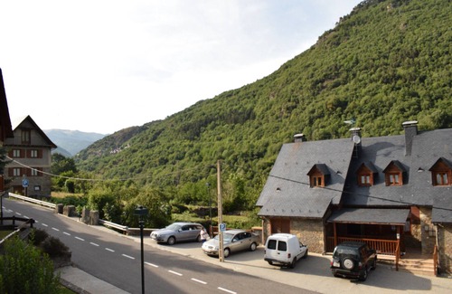 Las Bordas Apartment | FORCANADA APARTMENT WITH WIFI