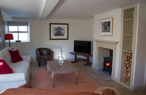 Ampleforth House | Ford End Cottage