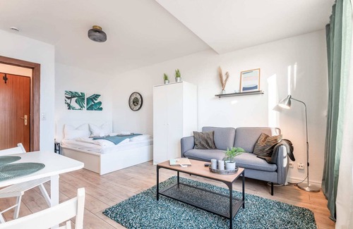 Eckernfoerde Apartment | Fördeblick (lovingly furnished and close to the water)