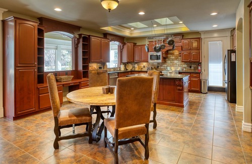Pinetop House | Fore Seasons-Luxury Cabin w/Views, Golf and Ski
