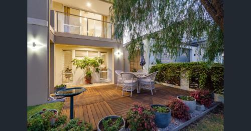 Busselton House | Foreshore Escape Your Ultimate Coastal Retreat