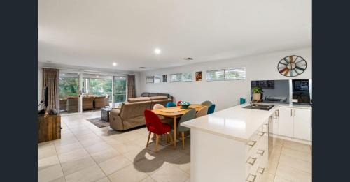 Busselton House | Foreshore Escape Your Ultimate Coastal Retreat