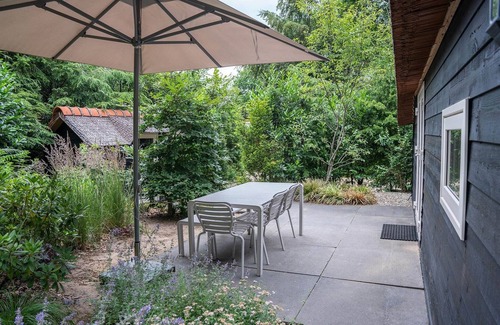 Ermelo House | Forest Farmhouse w/Private Garden