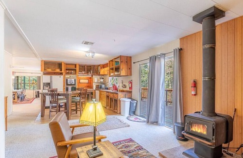 Christopher Creek House | Forest Home Retreat 11 Ridgeview Retreat