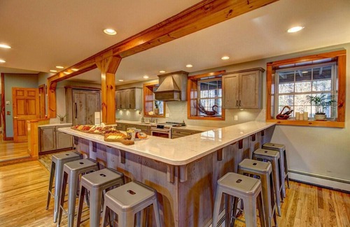 Jamaica House | Forest Lodge - Near 6 Ski Resorts