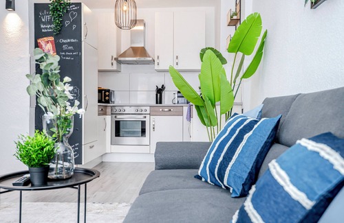 Altstadt II Apartment | Forest Premium Apartment Balcony - Mülheim, WI-FI, Netflix