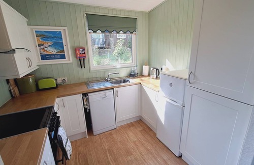 Hartland Cabin | Forest Retreat, Sleeps 4, 2 Bed,Parking