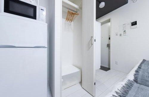 Tomigaya Apartment | Forest Side Yoyogi Park 202
