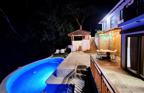 San Juan del Sur House | FOREST VIEW AND OCEANFRONT VIEW - SEVERAL OUTDOOR SPACES - DIRECT BEACH ACCESS