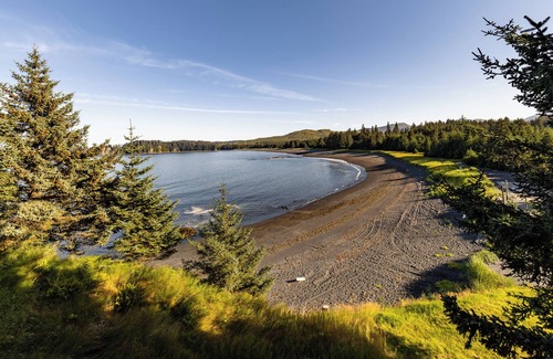 Chiniak Cottage | Forest View Cottage- Ocean Views from Private Balcony at Friends by the Ocean