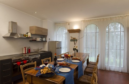 Citta della Pieve Cabin | Foresteria 3: Relax in a huge park, heated pool/Jacuzzi, playground, fitness.
