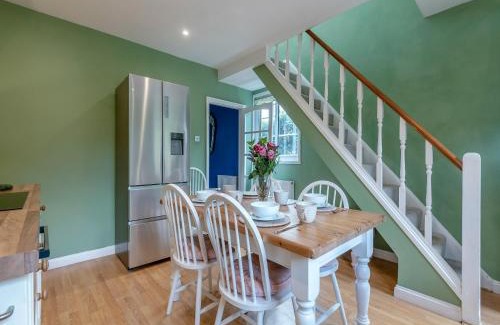 Selborne House | Foresters Rest