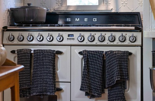 Bald Knob House | Forget Me Not Cottage: Ideal for 14 Guests