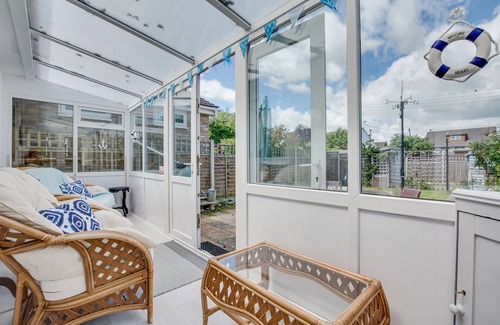 Icklesham House | Forget Me Not - Two Bedroom House, Sleeps 4