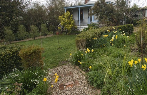Daylesford Cottage | Forget Me Not Moonlight Blue Miners' Cottage Daylesford