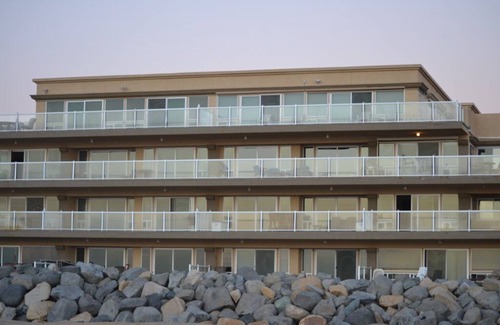 Imperial Beach Condo | Forget your worries in this spacious and serene space.