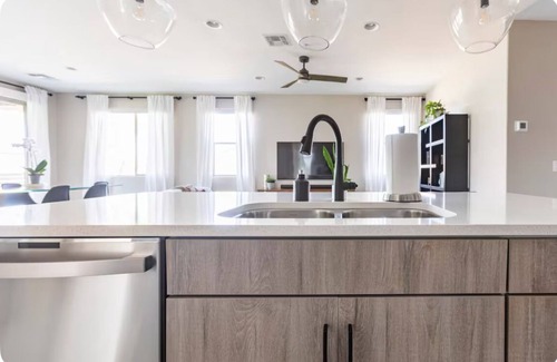 Casa Grande House | Forget your worries in this spacious and serene space.