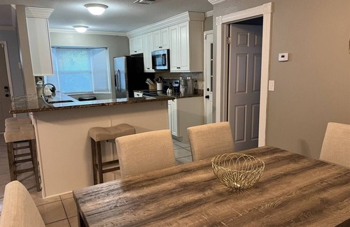 Clearwater House | Forget your Worries at Zen Escape