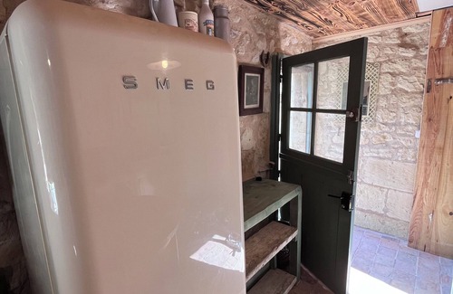 Chinon Cottage | Former barn in Chinon, near to town, forest walks & cycle paths