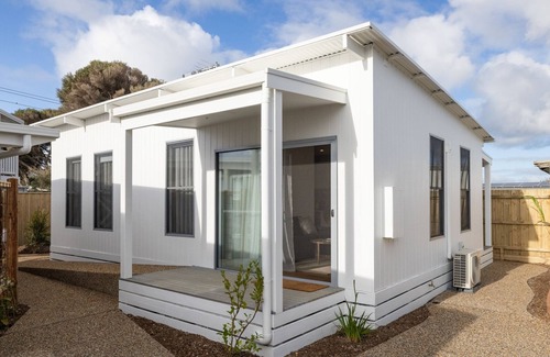 Surf Beach House | Forrest Caves Retreat