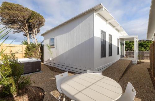 Surf Beach House | Forrest Caves Retreat