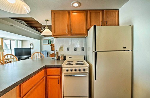 Lake Koshkonong Cottage | Fort Atkinson Cottage on Lake Koshkonong w/Deck!