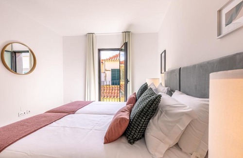 Machico Apartment | Fort Bay Suite Apartments