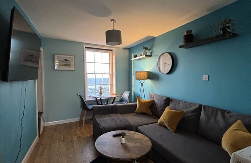 Margate House | Fort Cresent Panaromic Sea View Apartment