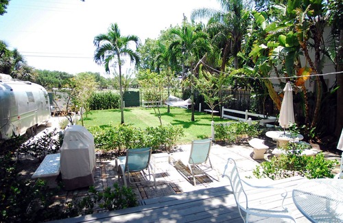 Victoria Park Cottage | Fort Lauderdale Tiny House on its own lot in Victoria Park near Las Olas & Beach
