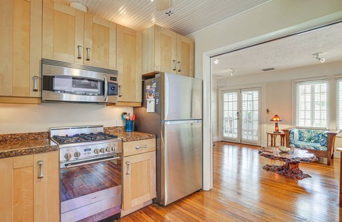 Victoria Park House | Fort Lauderdale Oasis w/Pool ~ 2 Mi to Beach!