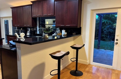 Survey Creek House | Fort Lauderdale ★Heated Pool★ Zen Modern Paradise - Pool , Beach ,Airport